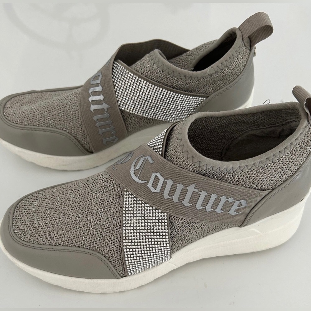 Juicy Couture Eviee Eros Wedge Sneaker Gray Studded Spell-out Slip On Size 7